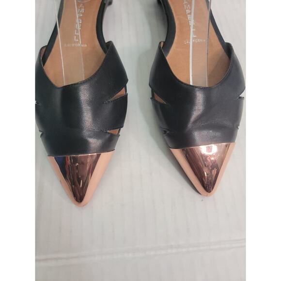 Jeffrey Campbell Sandal SZ 8 Niko Cap In Rosegold Kitten Heel Pointed Toe - Picture 3 of 14